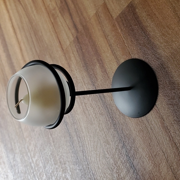 3/$10  Partylite candle holder 8 in - Picture 1 of 3